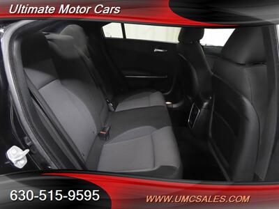 2017 Dodge Charger SE   - Photo 30 - Downers Grove, IL 60515