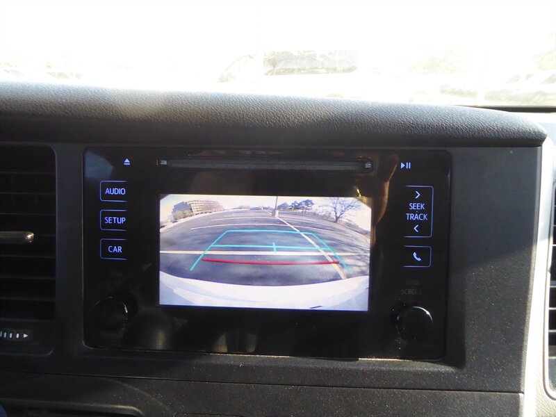 2017 TOYOTA SIENNA - Image 15