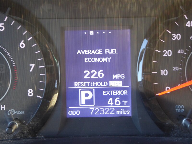 2017 TOYOTA SIENNA - Image 13