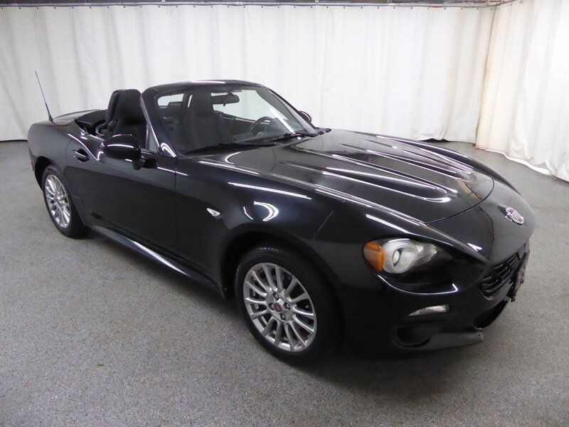 2017 FIAT 124 Spider Classica - Photo 1 - Downers Grove, IL 60515