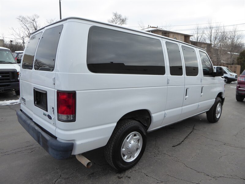 2013 FORD E-350 - Image 7