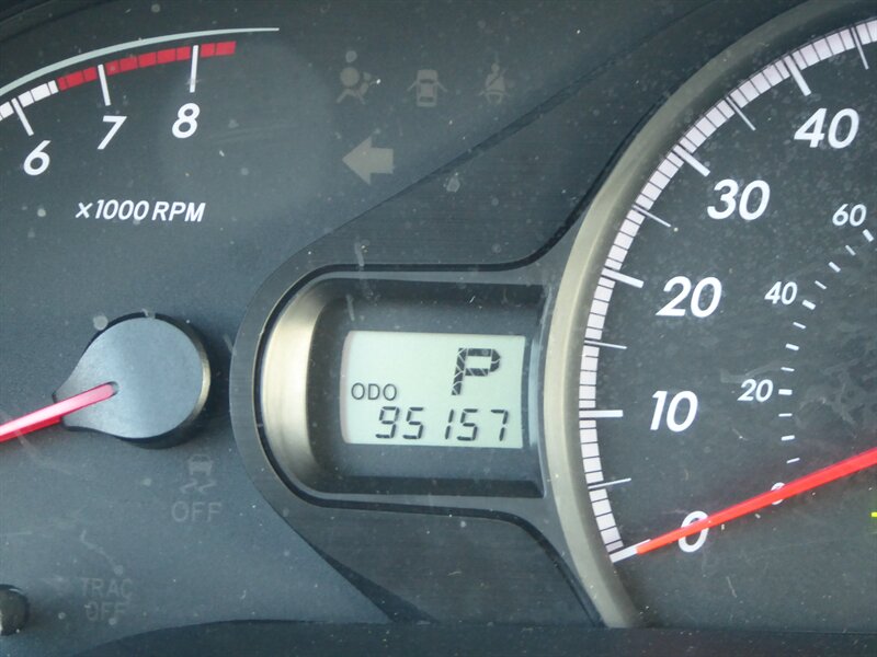 2014 TOYOTA SIENNA - Image 13