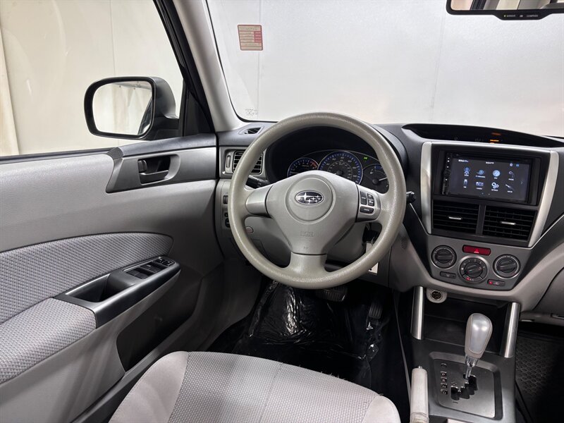 2011 Subaru Forester 2.5X   - Photo 12 - Downers Grove, IL 60515