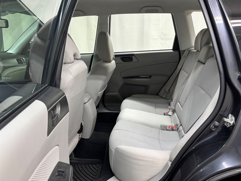 2011 Subaru Forester 2.5X   - Photo 9 - Downers Grove, IL 60515