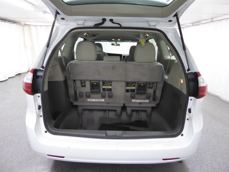 2016 TOYOTA SIENNA - Image 29
