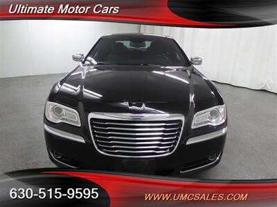 2014 Chrysler 300 C   - Photo 2 - Downers Grove, IL 60515