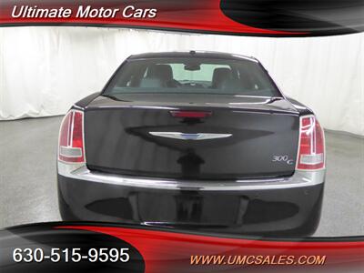 2014 Chrysler 300 C   - Photo 6 - Downers Grove, IL 60515