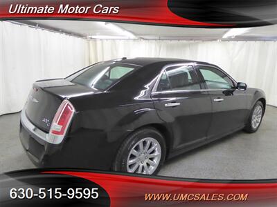 2014 Chrysler 300 C   - Photo 7 - Downers Grove, IL 60515