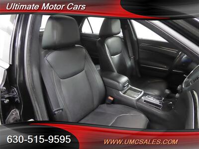 2014 Chrysler 300 C   - Photo 25 - Downers Grove, IL 60515