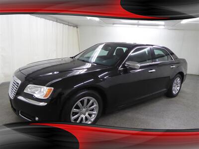 2014 Chrysler 300 C   - Photo 3 - Downers Grove, IL 60515