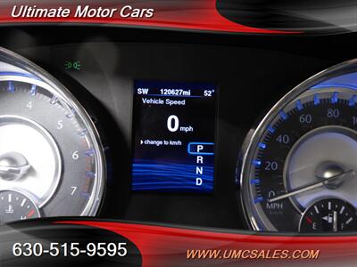 2014 Chrysler 300 C   - Photo 13 - Downers Grove, IL 60515