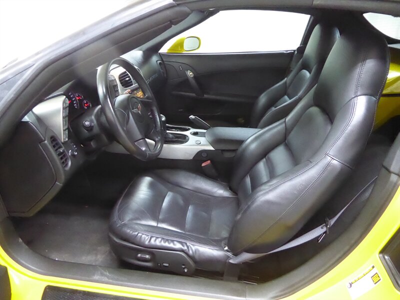 2005 CHEVROLET CORVETTE - Image 16