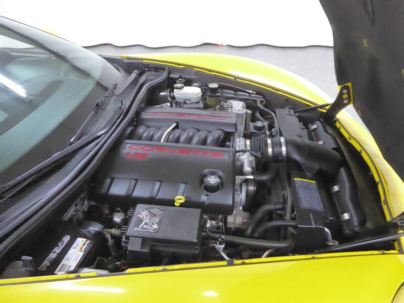 2005 CHEVROLET CORVETTE - Image 24
