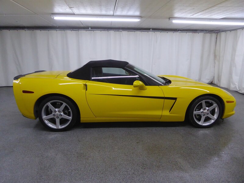 2005 CHEVROLET CORVETTE - Image 8