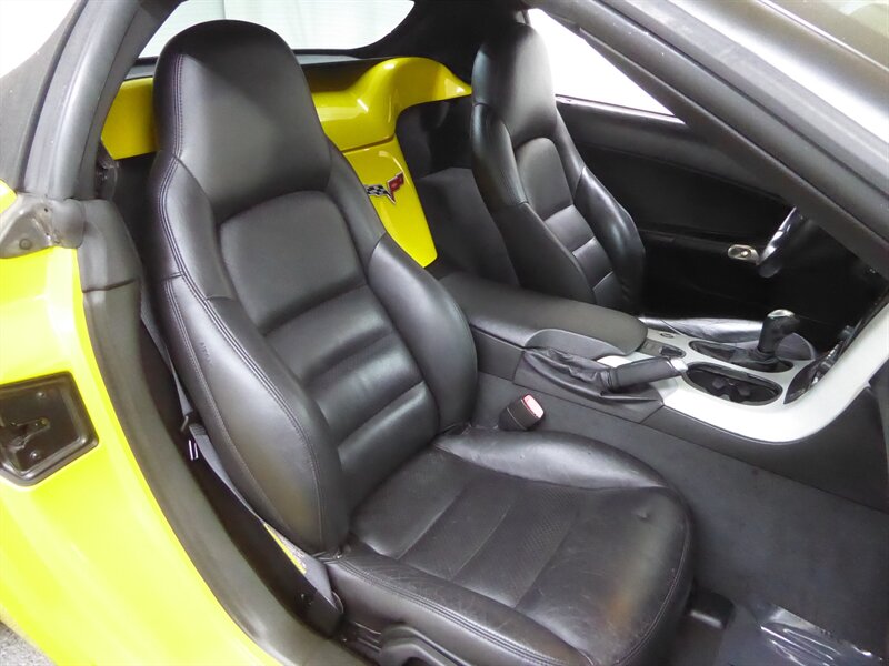 2005 CHEVROLET CORVETTE - Image 19