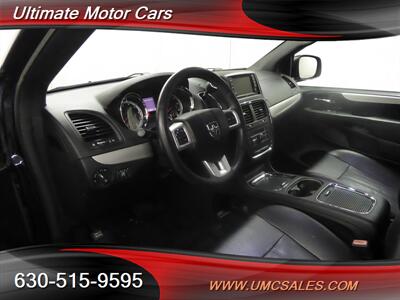 2017 Dodge Grand Caravan GT   - Photo 17 - Downers Grove, IL 60515