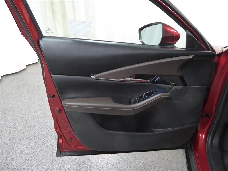 2021 Mazda CX-30 Premium   - Photo 34 - Downers Grove, IL 60515