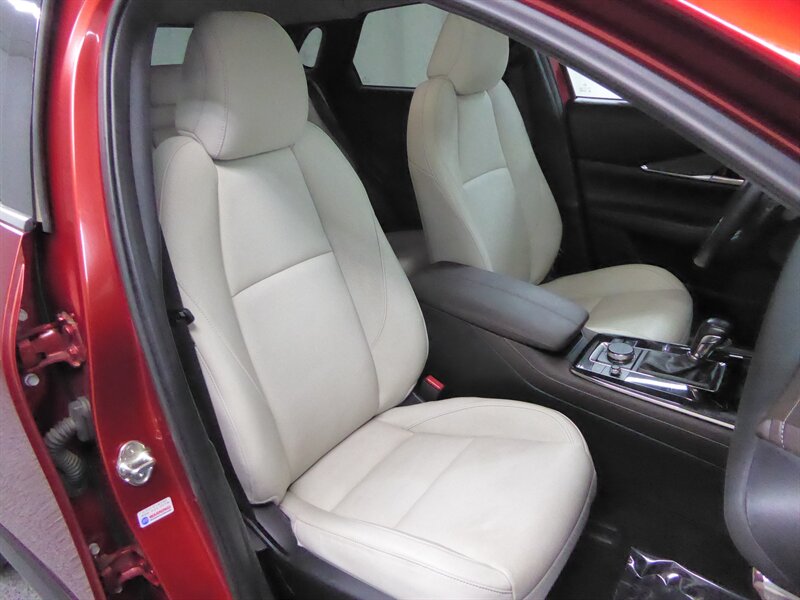 2021 Mazda CX-30 Premium   - Photo 36 - Downers Grove, IL 60515