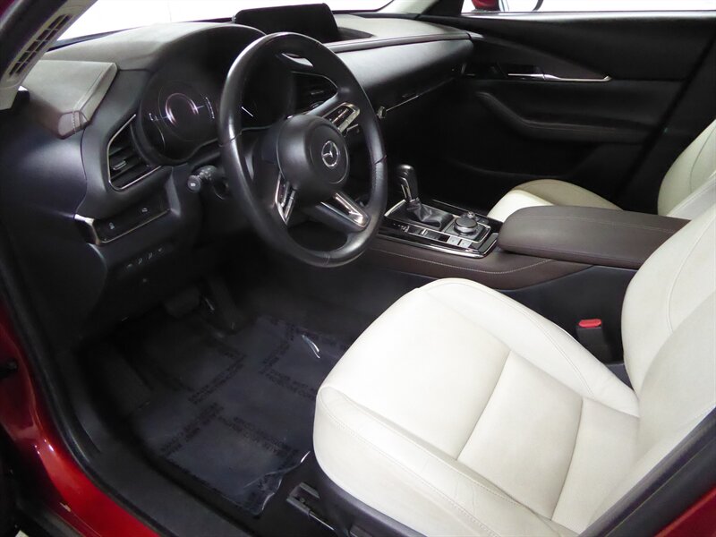2021 Mazda CX-30 Premium   - Photo 14 - Downers Grove, IL 60515