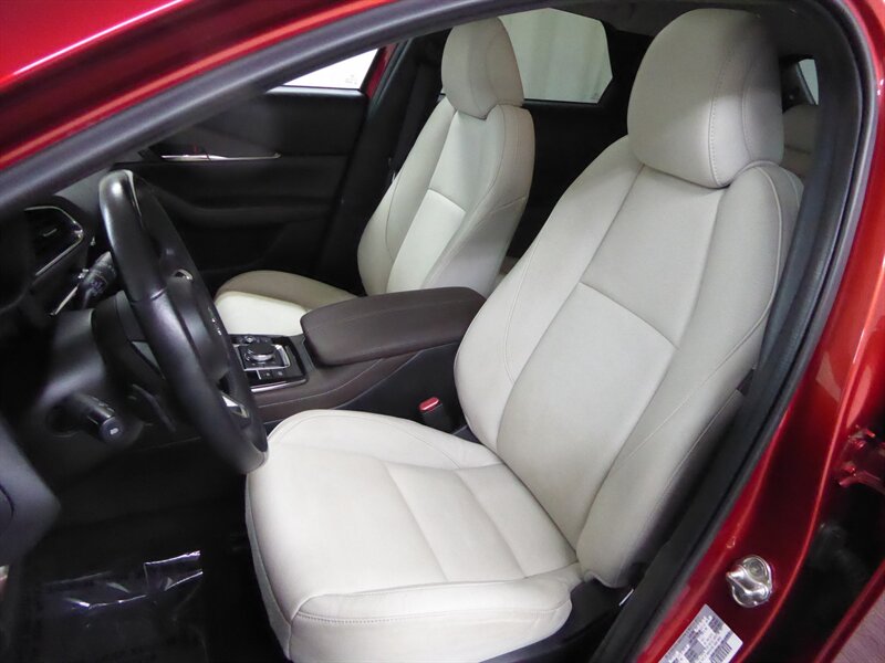 2021 Mazda CX-30 Premium   - Photo 32 - Downers Grove, IL 60515