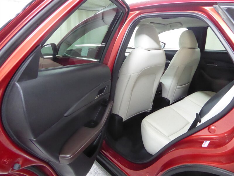2021 Mazda CX-30 Premium   - Photo 28 - Downers Grove, IL 60515