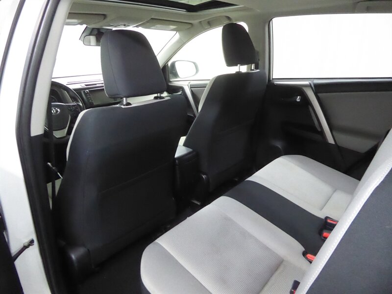 2018 TOYOTA RAV4 - Image 27