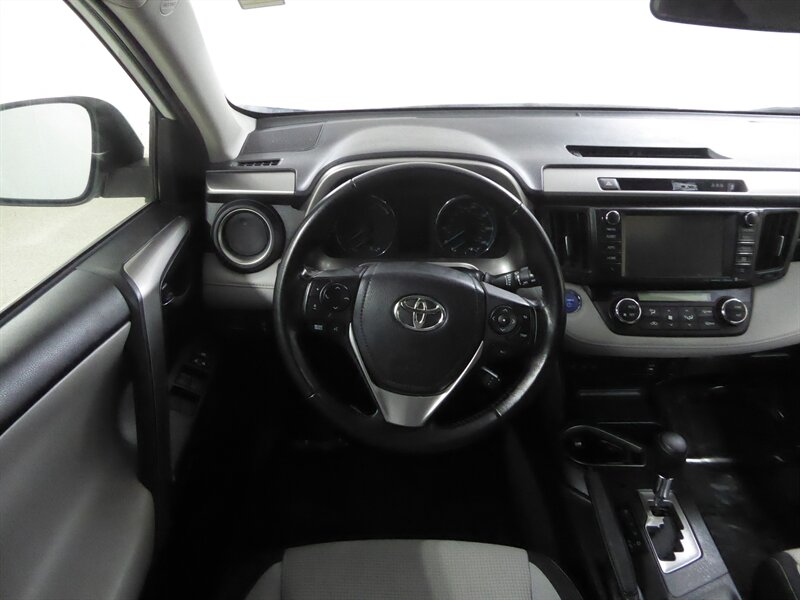 2018 TOYOTA RAV4 - Image 10
