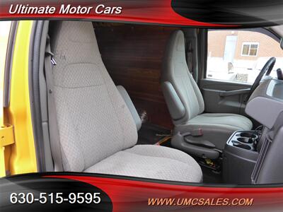 2016 Chevrolet Express 3500   - Photo 22 - Downers Grove, IL 60515