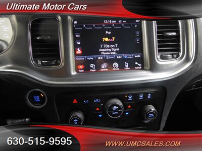 2013 Dodge Charger SXT   - Photo 14 - Downers Grove, IL 60515