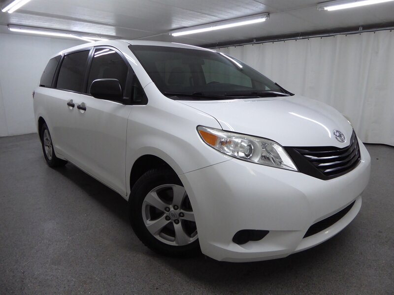 2016 Toyota Sienna L 7-Passenger  