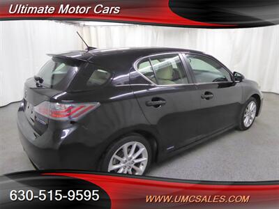 2011 Lexus CT 200h   - Photo 7 - Downers Grove, IL 60515