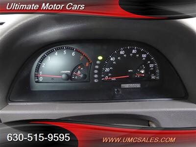 2003 Toyota Camry LE   - Photo 12 - Downers Grove, IL 60515