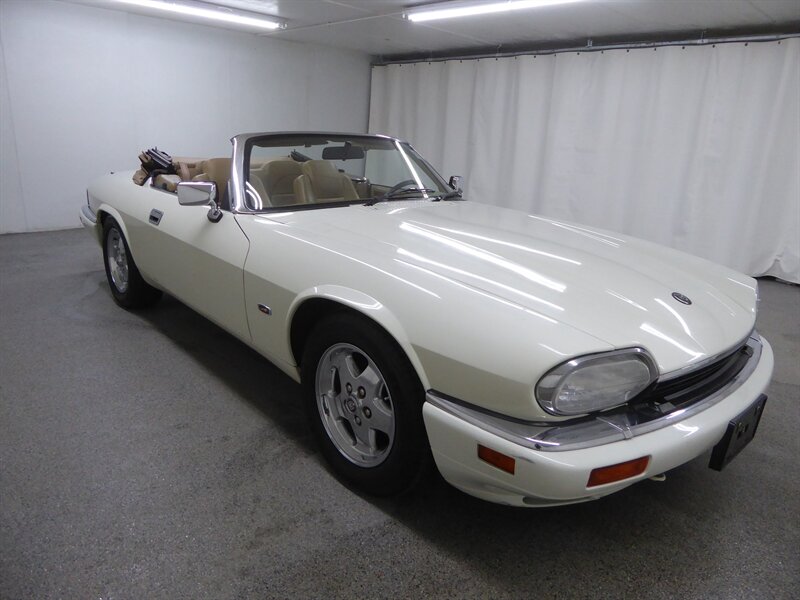 1995 Jaguar XJS's photo