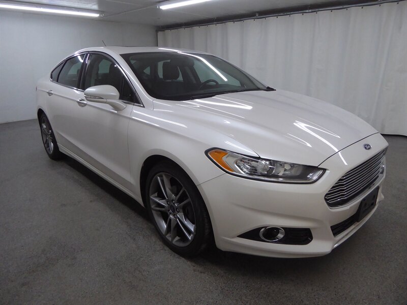 2013 Ford Fusion Titanium's photo