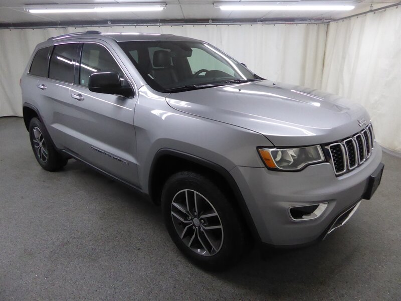 2018 Jeep Grand Cherokee Limited - Photo 1 - Downers Grove, IL 60515
