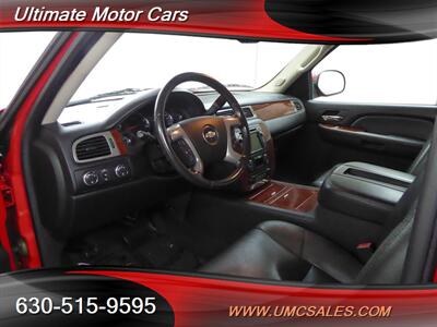 2009 Chevrolet Avalanche LTZ   - Photo 19 - Downers Grove, IL 60515