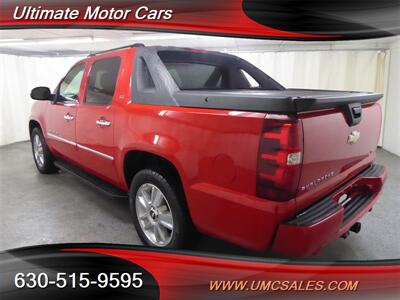 2009 Chevrolet Avalanche LTZ   - Photo 5 - Downers Grove, IL 60515