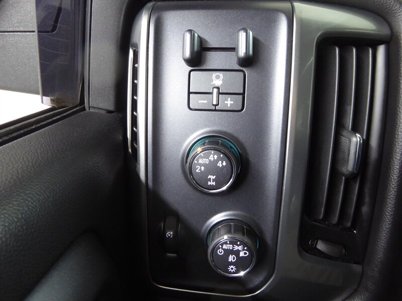 2015 CHEVROLET SILVERADO - Image 13