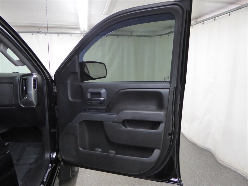 2015 CHEVROLET SILVERADO - Image 25