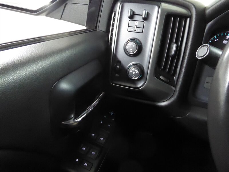 2015 CHEVROLET SILVERADO - Image 12