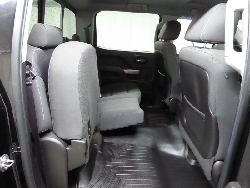 2015 CHEVROLET SILVERADO - Image 32