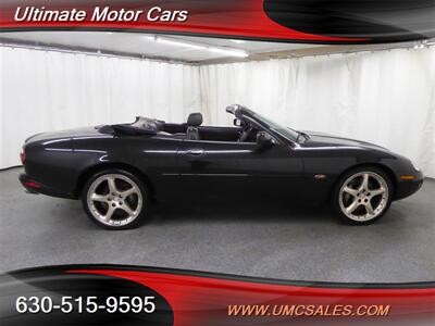 2001 Jaguar XKR   - Photo 8 - Downers Grove, IL 60515