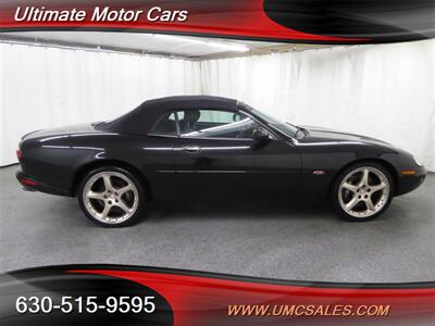 2001 Jaguar XKR   - Photo 16 - Downers Grove, IL 60515