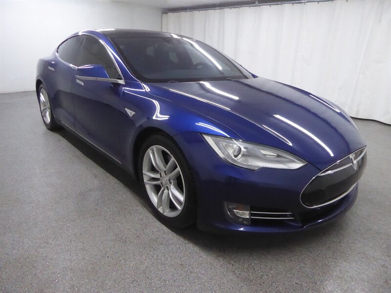 2015 Tesla Model S 85D's photo
