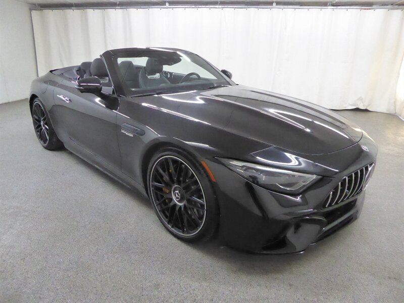 2022 Mercedes-Benz AMG SL 63 - Photo 1 - Downers Grove, IL 60515