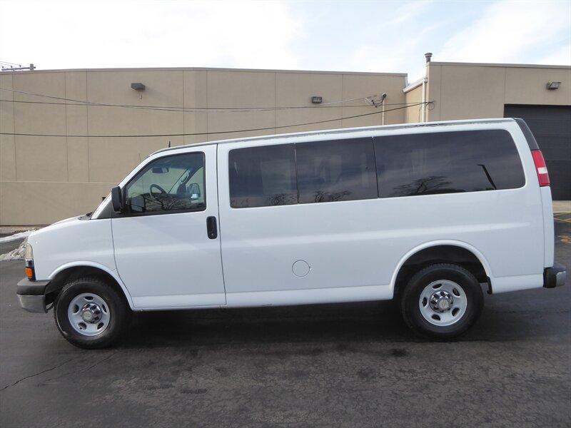 2012 CHEVROLET EXPRESS - Image 4