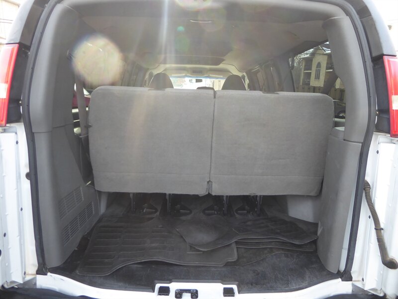 2012 CHEVROLET EXPRESS - Image 28