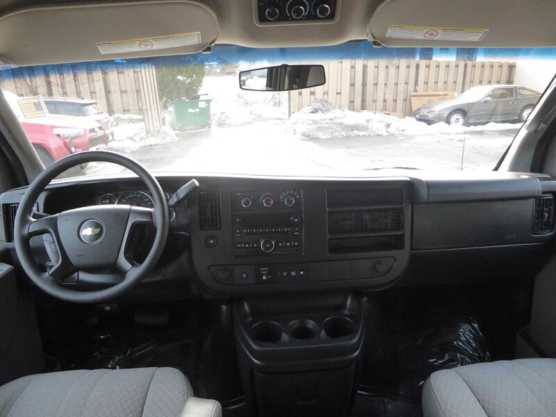 2012 CHEVROLET EXPRESS - Image 9
