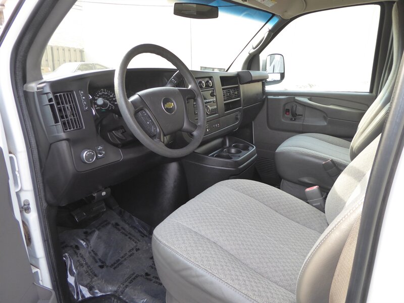 2012 CHEVROLET EXPRESS - Image 15