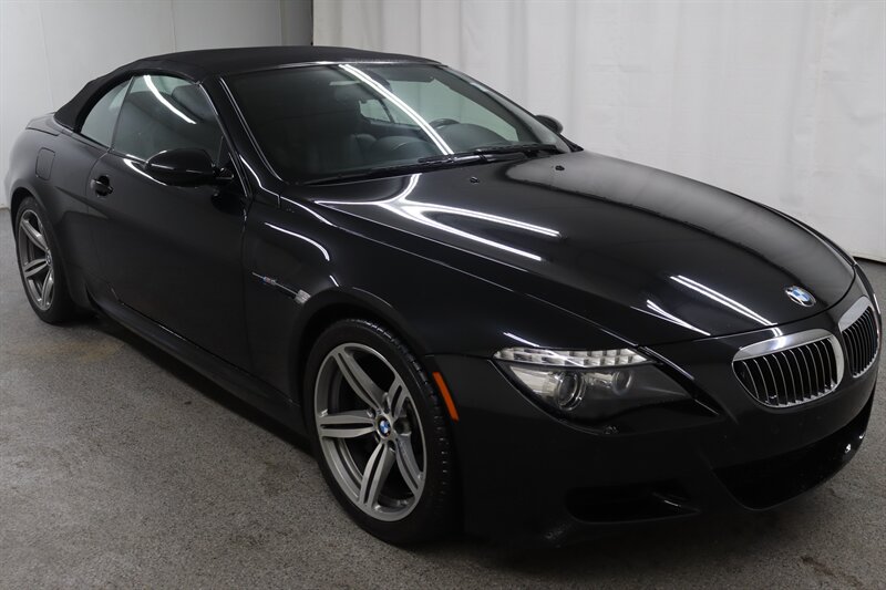 Black Sapphire Metallic 2008 BMW M6 Convertible Rear-Wheel Drive Automatic